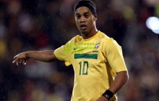 【中国体彩】苏亚雷斯坦诚自省，球场传奇的复杂遗产与人性启示