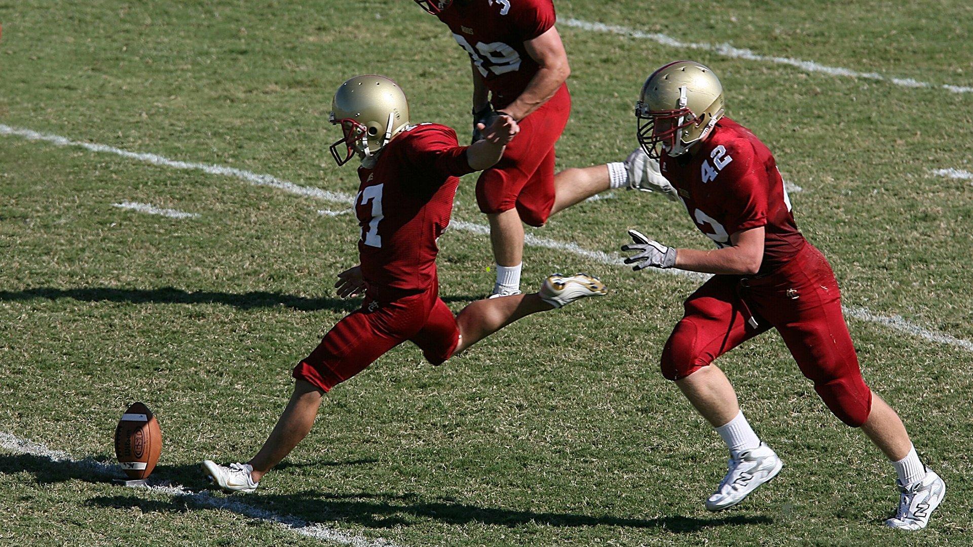 穆勒坦言德国队近年远离顶级行列，孔帕尼调教下阿方索持续闪耀足坛